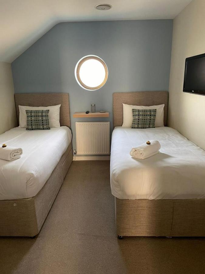 Bed and Breakfast Roseberry House Newcastle Emlyn Zewnętrze zdjęcie